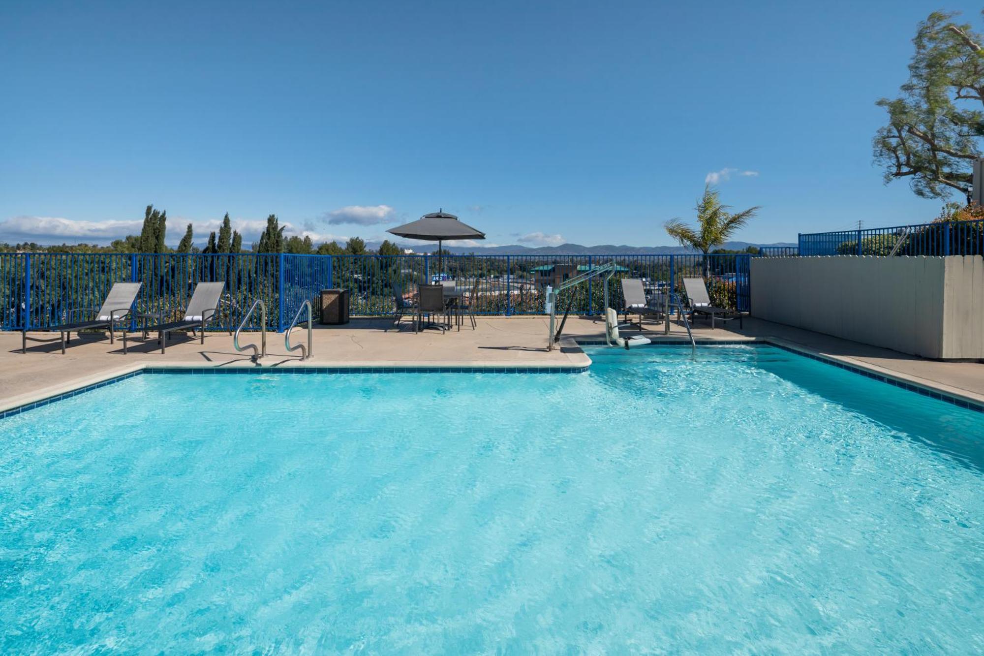 Fairfield Inn By Marriott Santa Clarita Valencia מראה חיצוני תמונה