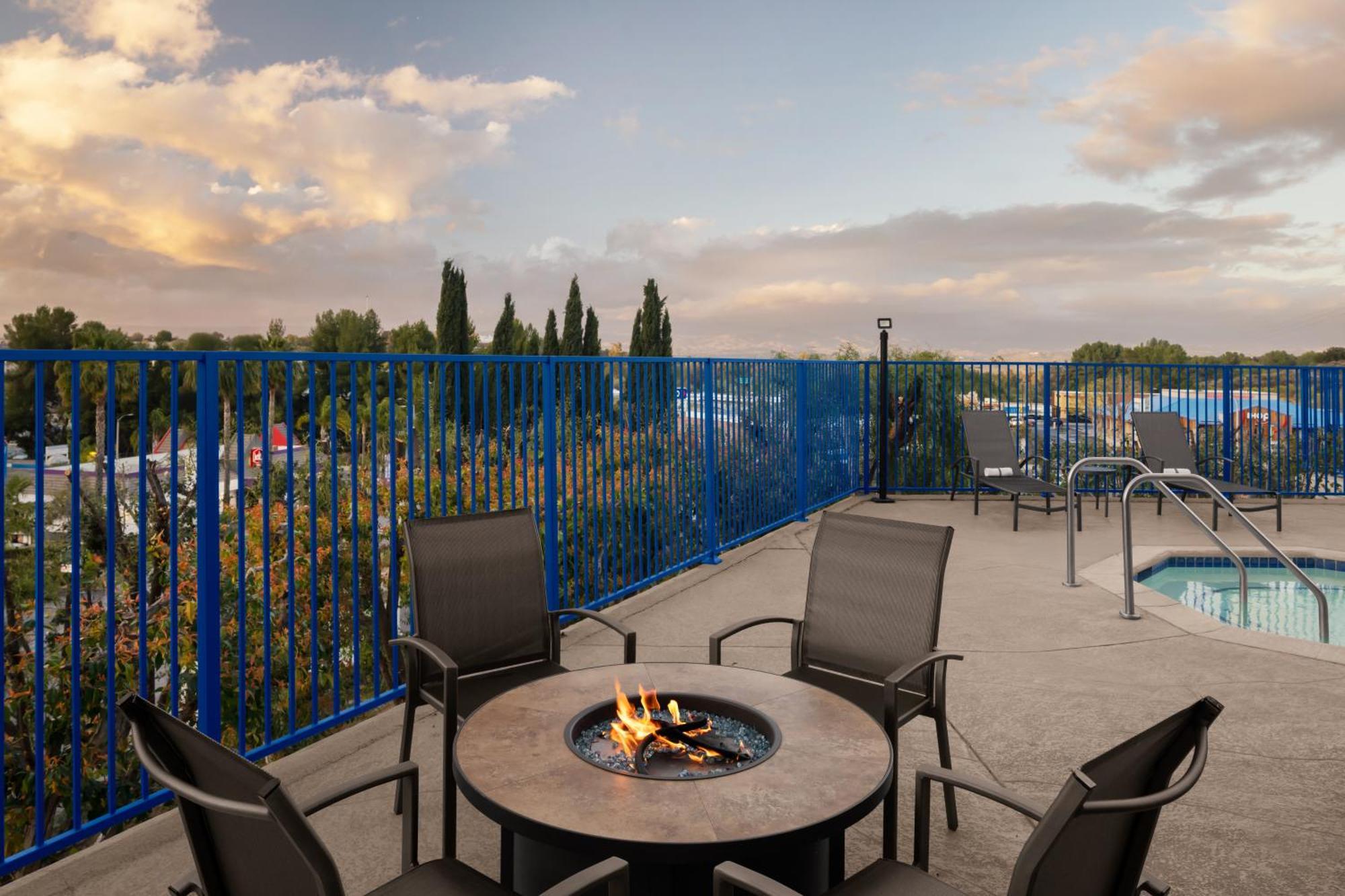 Fairfield Inn By Marriott Santa Clarita Valencia מראה חיצוני תמונה