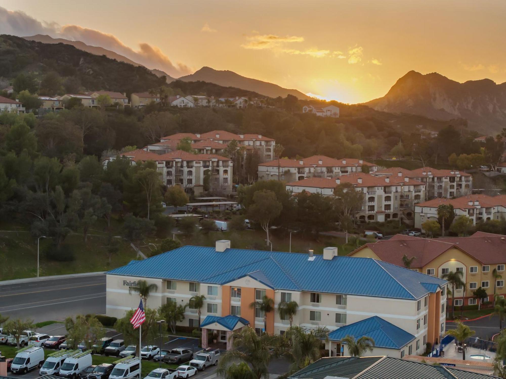 Fairfield Inn By Marriott Santa Clarita Valencia מראה חיצוני תמונה